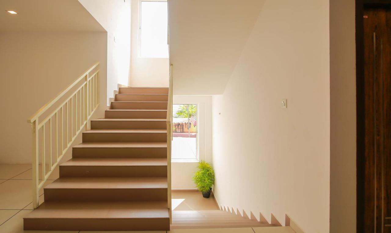 Phoenix Holidays Kochi Exterior photo